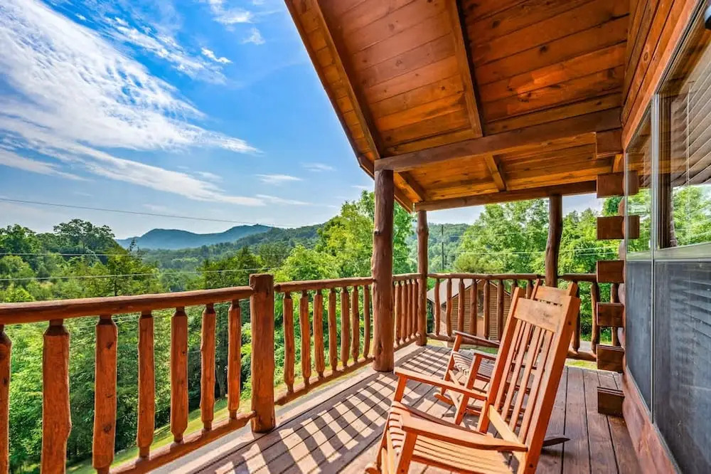 View Location 2 Fireplaces Hot Tub Honeymoon