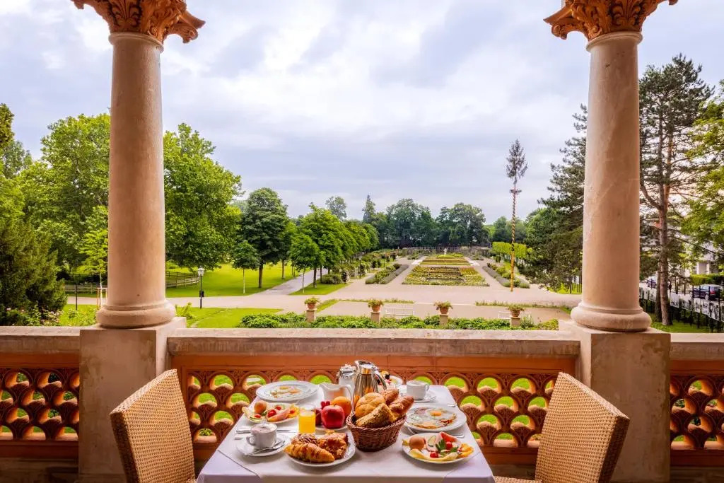 Hotel Schloss Weikersdorf