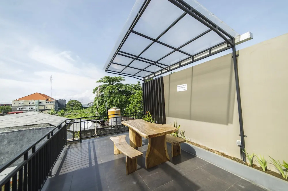 Airy Eco Legian Dewi Sri Manoa Kuta Bali