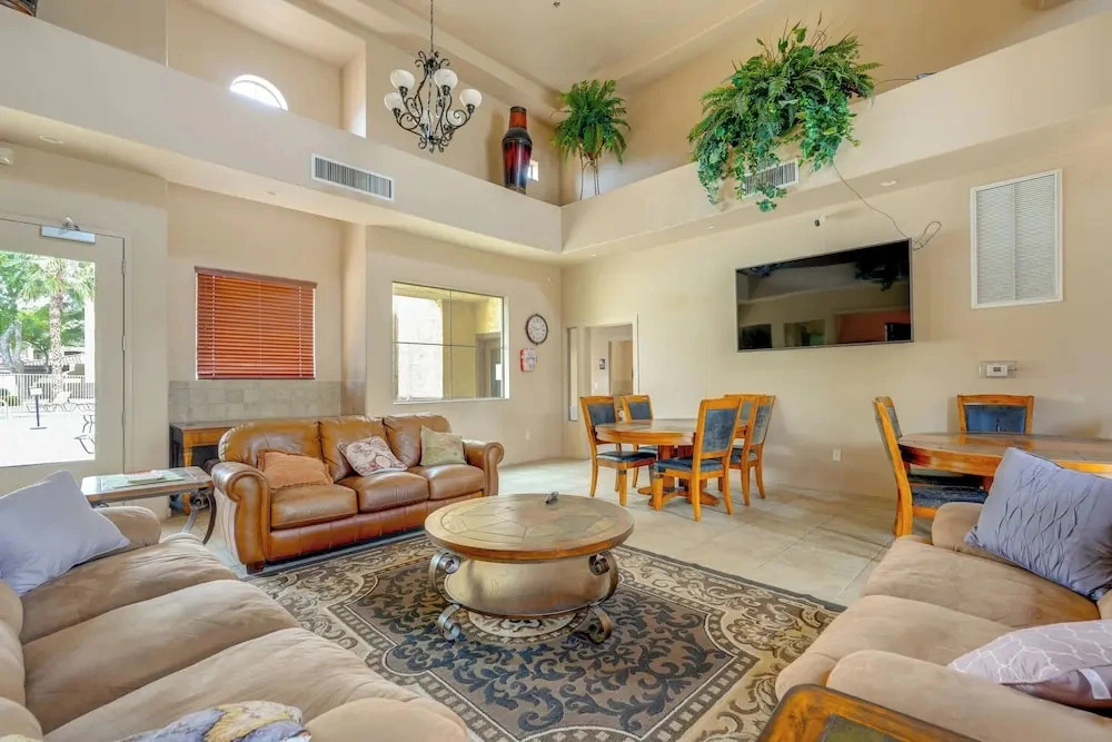 2 Resort-style Pools! Condo Near Mesa Market Place