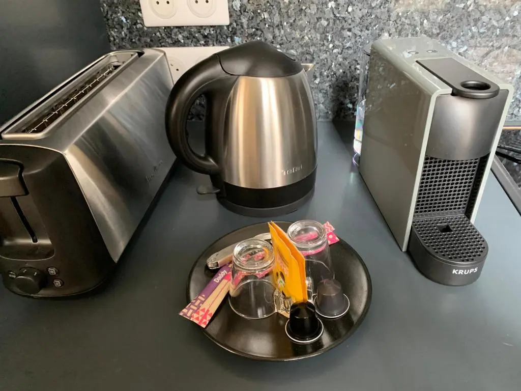 La Suite Royale (Adults Only)