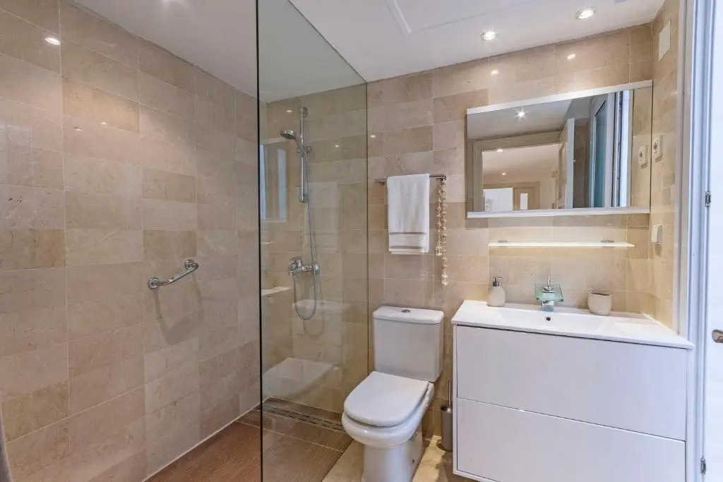 2018 Las Canas beach, first line beach, Marbella golden mile