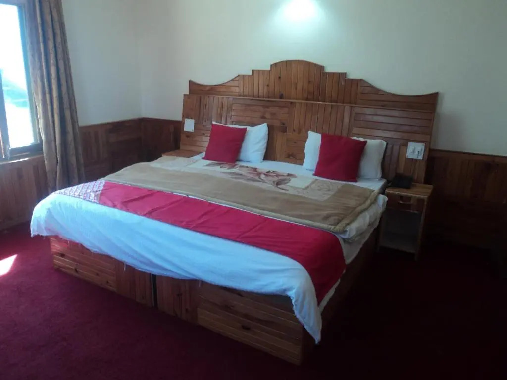 Red Rose Cottages Manali