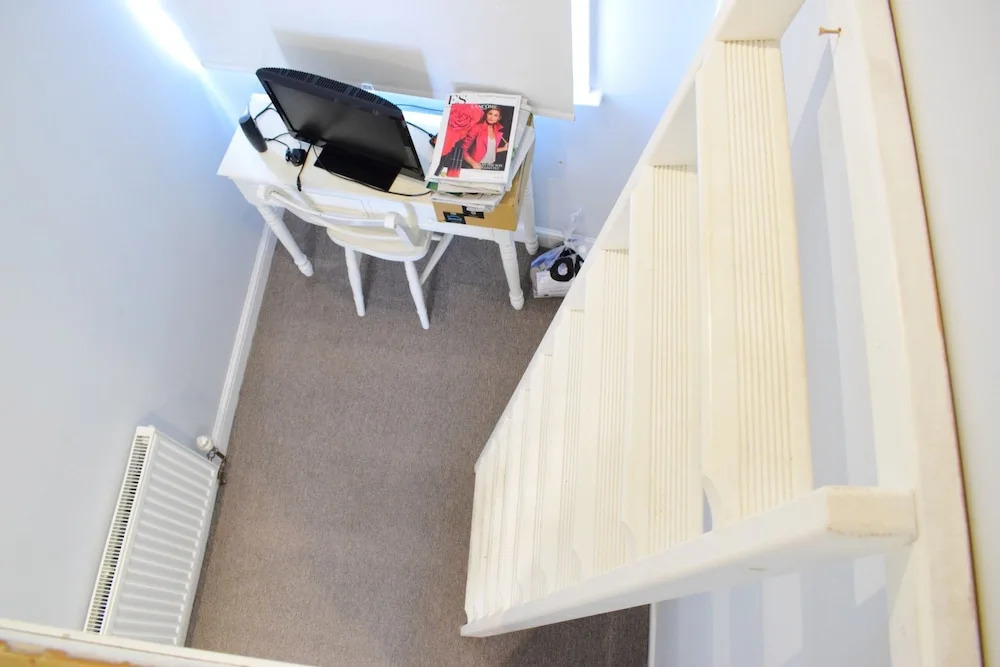 Kensington 2 Bedroom Flat
