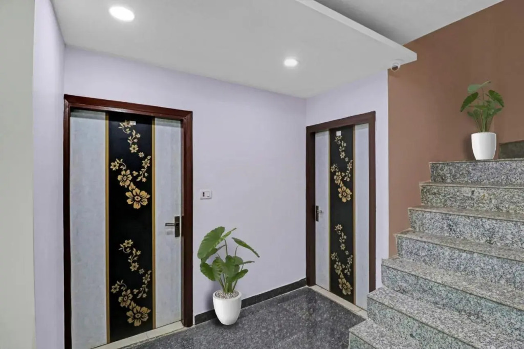 Oyo 82718 Hotel Stay House