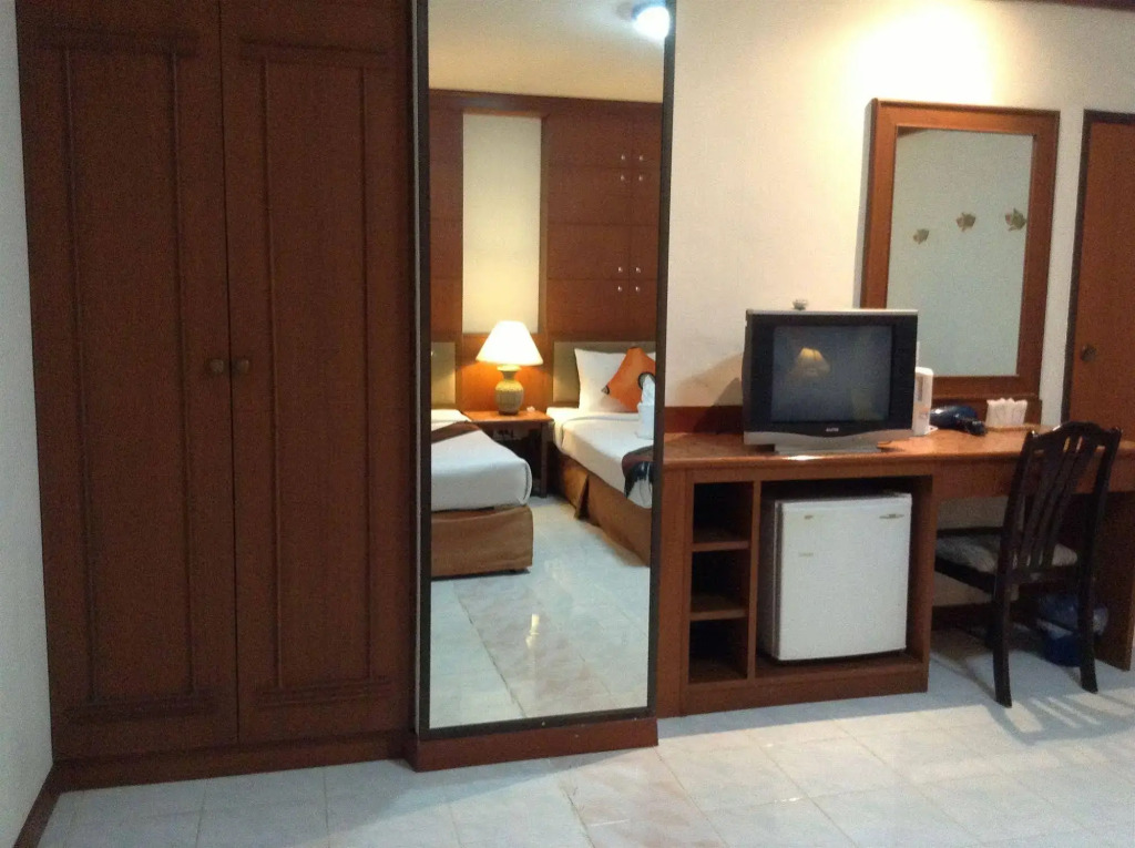 SEATEL Phuket, Patong Beach