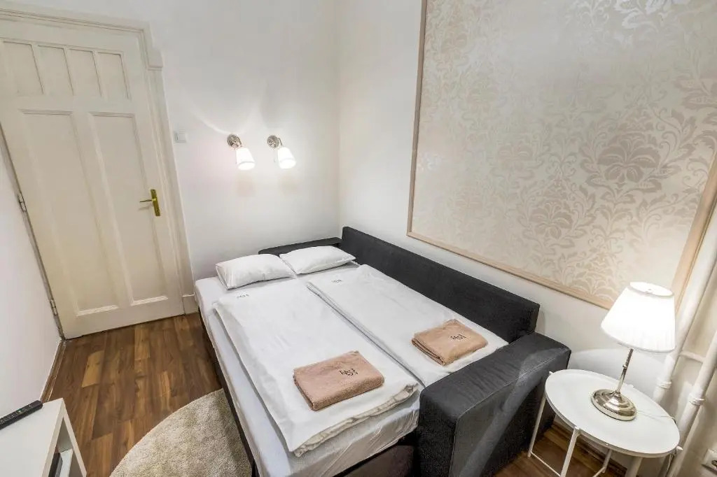 Dfive Apartments - Fashion Street