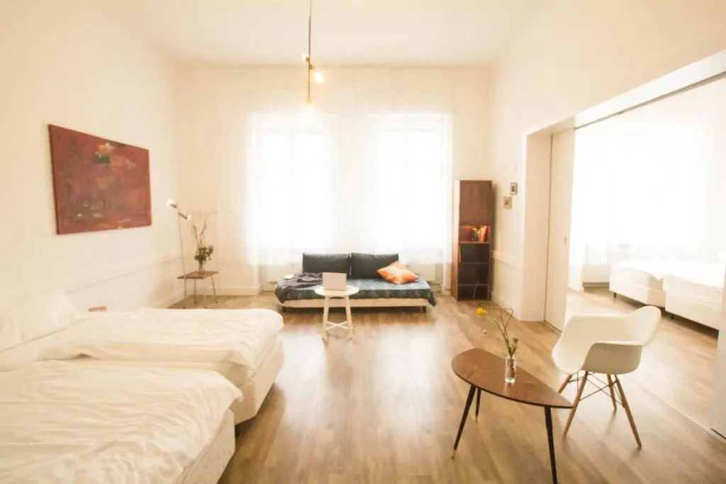 Central , 3 Rooms in Frankfurter Tor