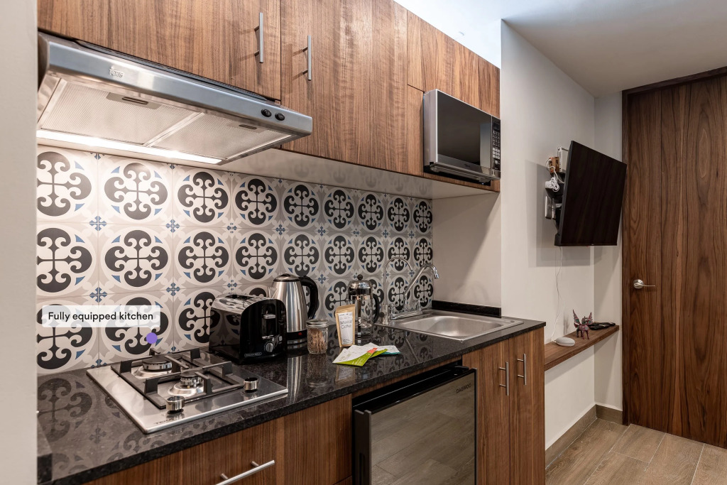 Casai Roma | 1BR | Tolsa Apartment great location