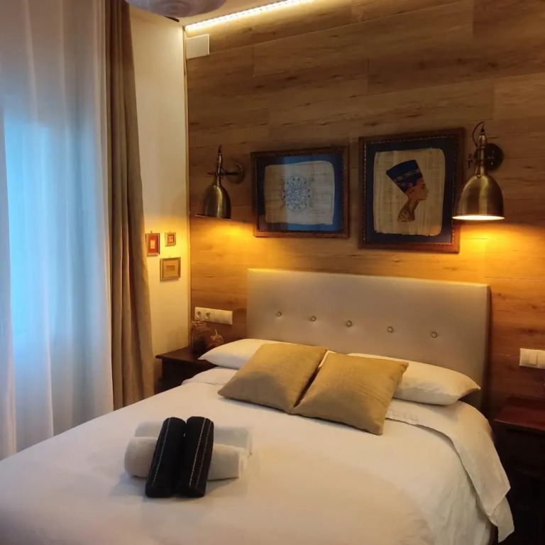 Хостел House with 9 private rooms