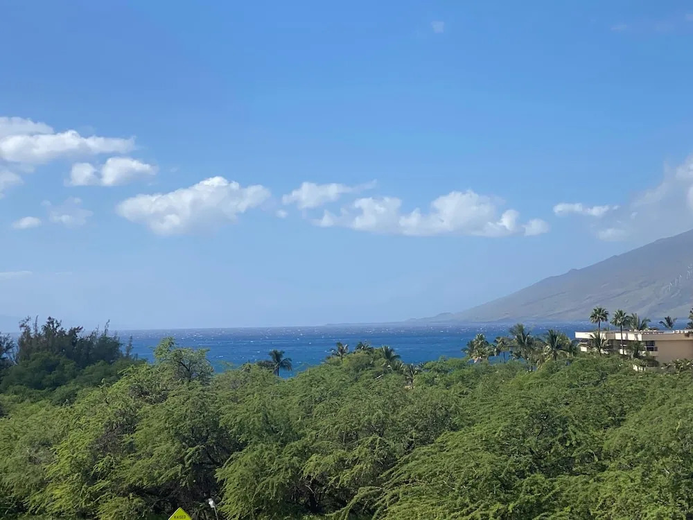 Kamaole Sands 4413 in Kihei