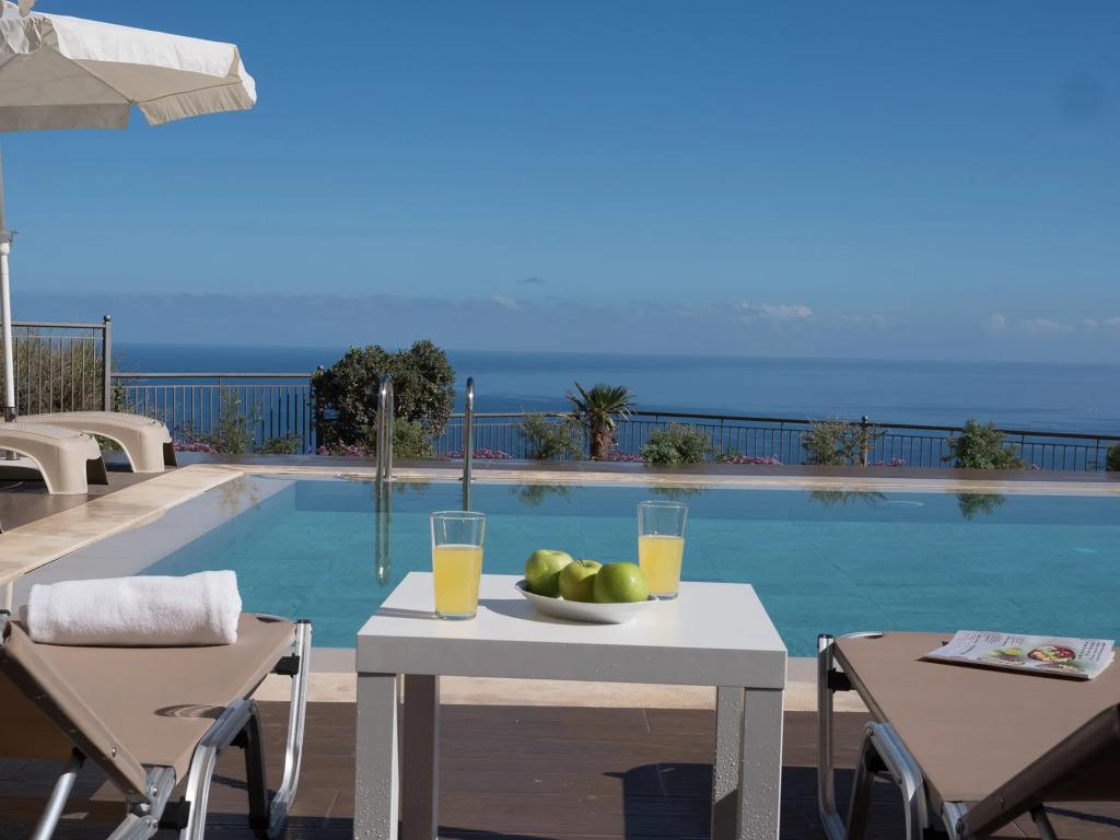 Villa Eolos with private pool