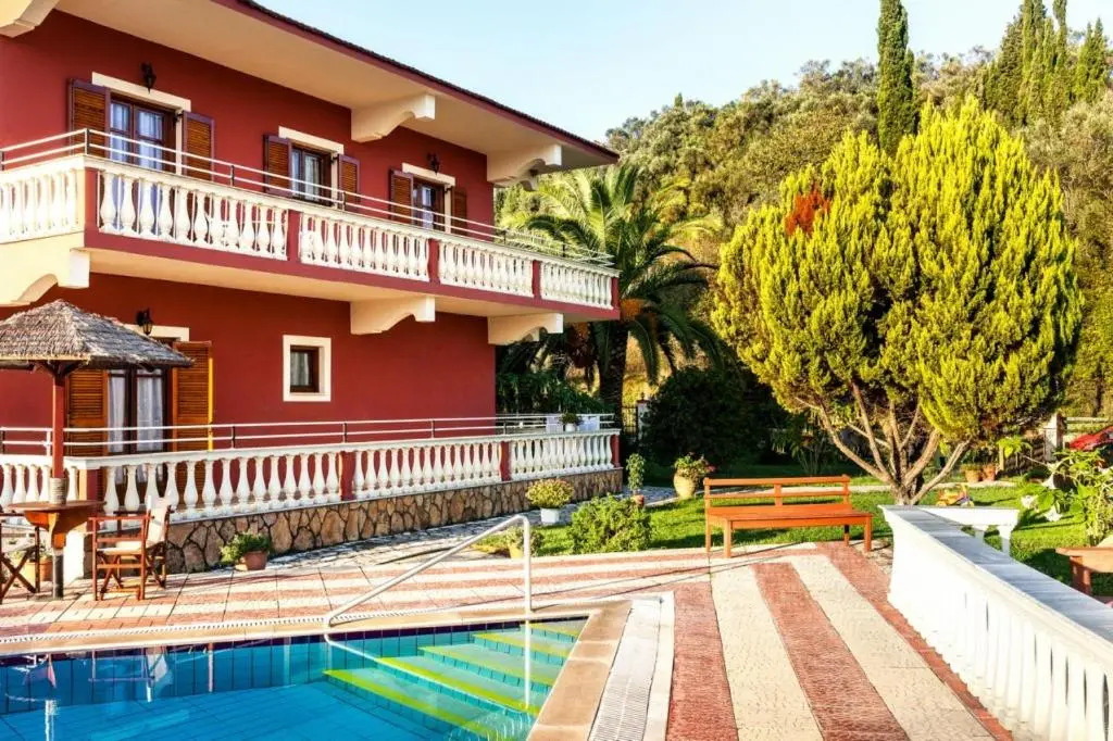 Haroula Apartments