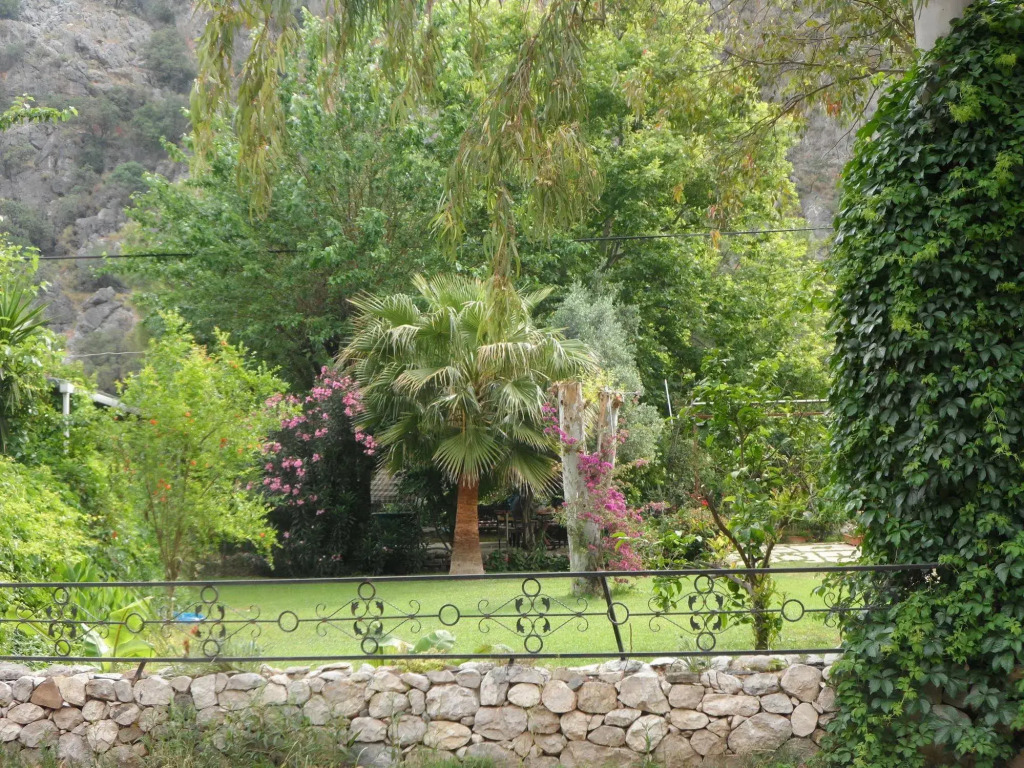 Arya Holiday Houses