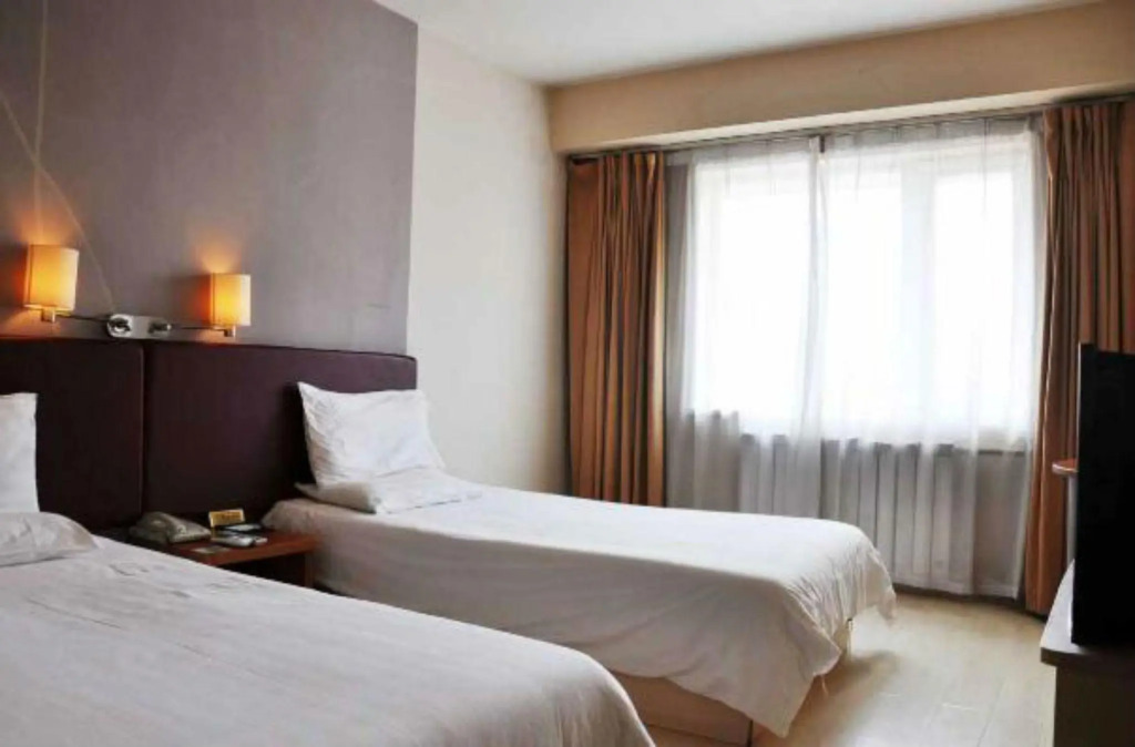 Piao Home Inn Beijing West Railway Station