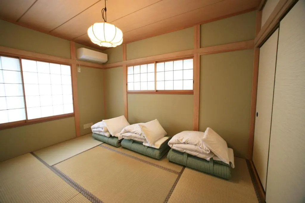 iHouse あたみんち