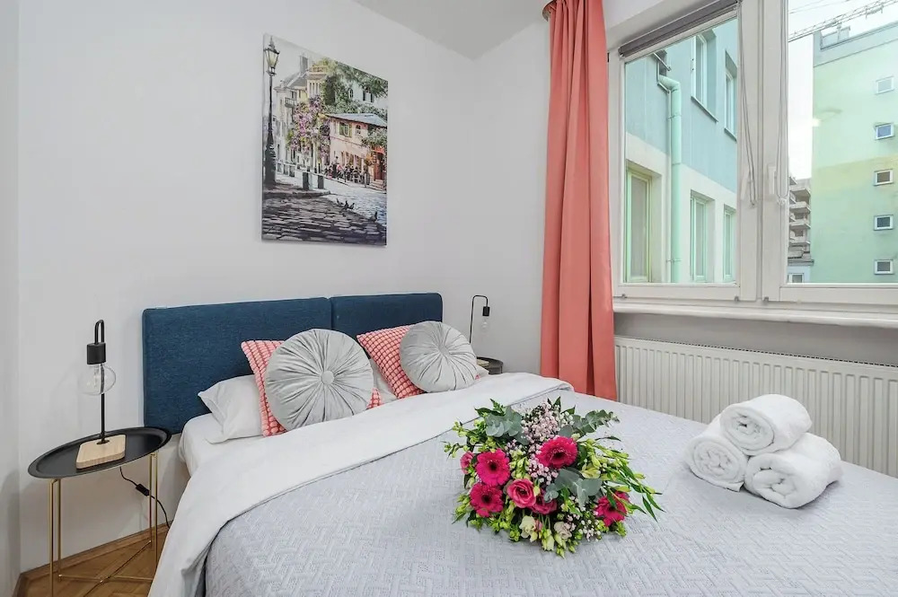 Lumina apartment for family in Warsaw