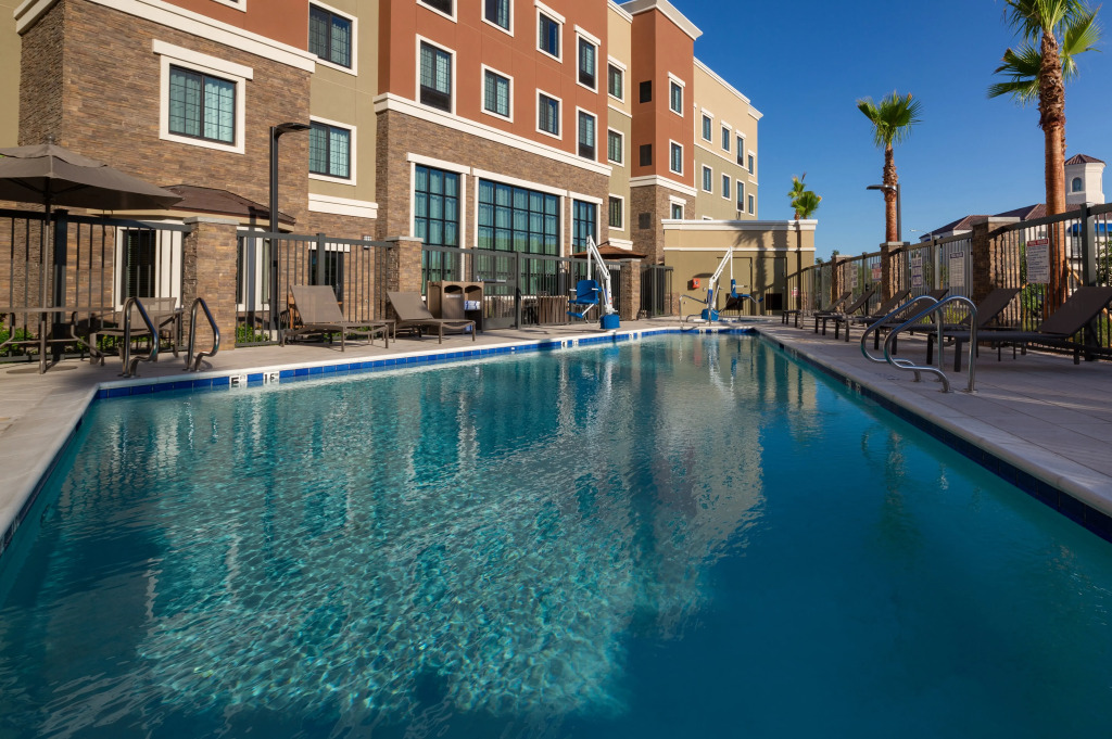 Staybridge Suites - Phoenix - Biltmore Area by IHG