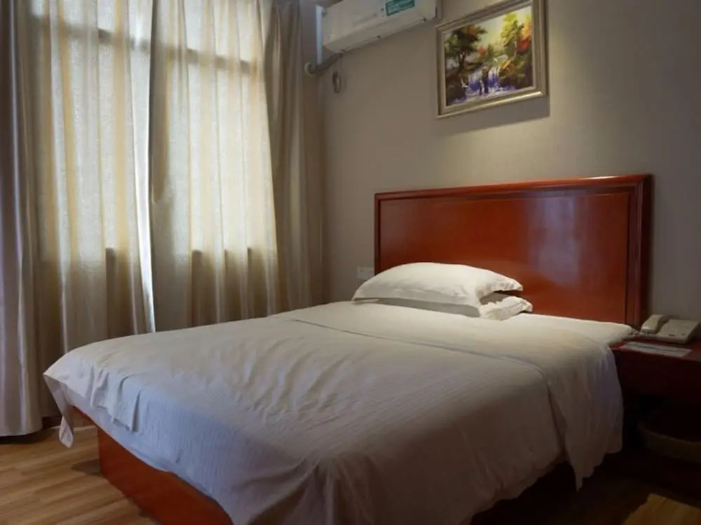GreenTree Inn GanZhou Zhanggong District SanKang Temple RT-MART Express Hotel