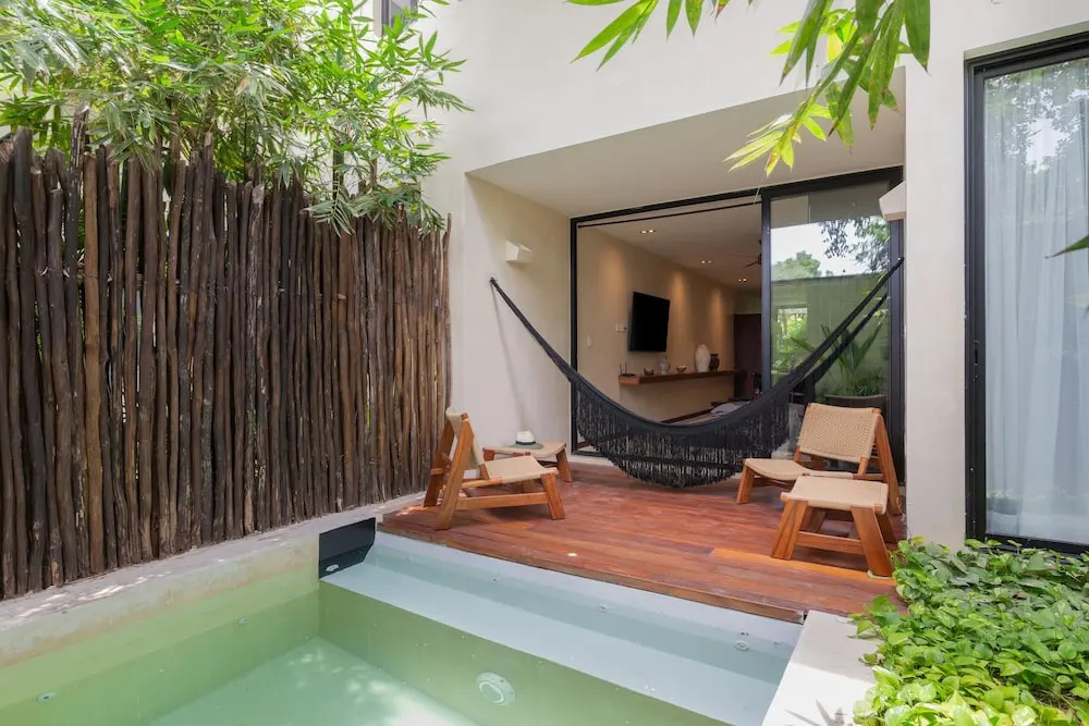 Bungalos Village 106 By Lockey