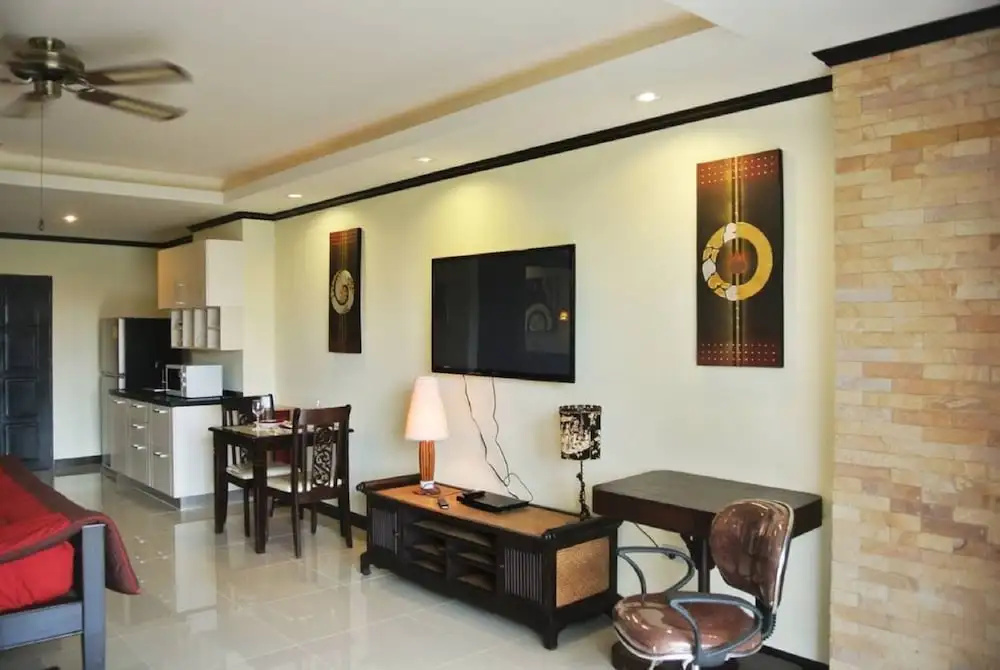 View Talay 5 Studio Apartment - Close to the Beach