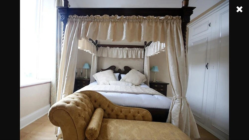 Hillside Lodge