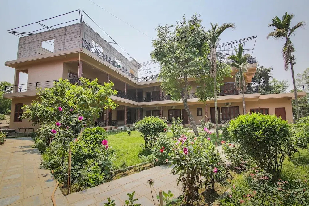 OYO 379 Holiday Resort