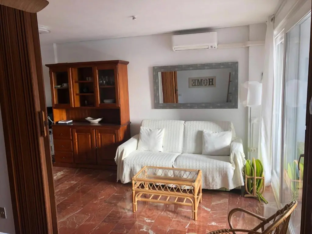 Apartamento frente al mar (Avda costa Blanca)