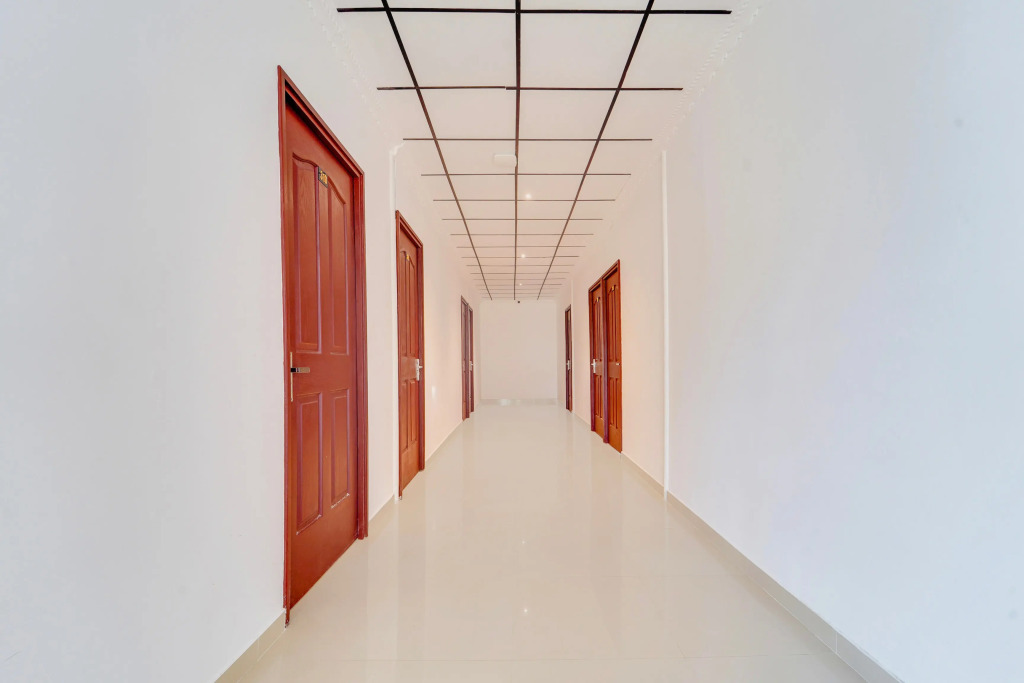 Capital O Vazhakkala Residency
