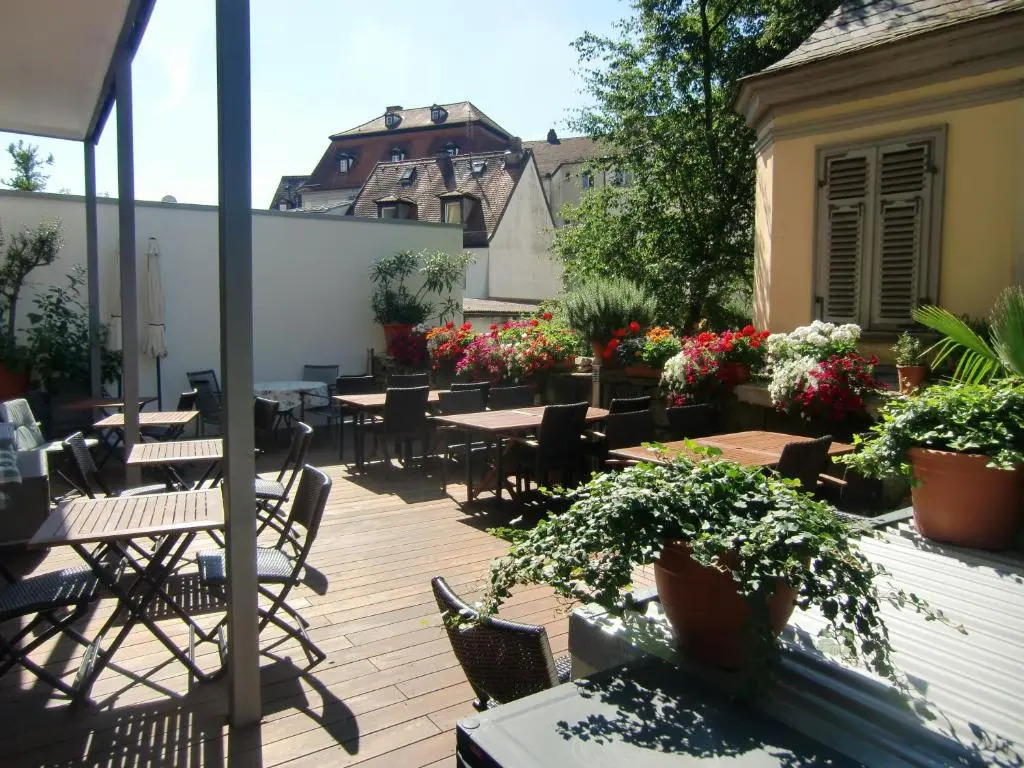 Hotel Central