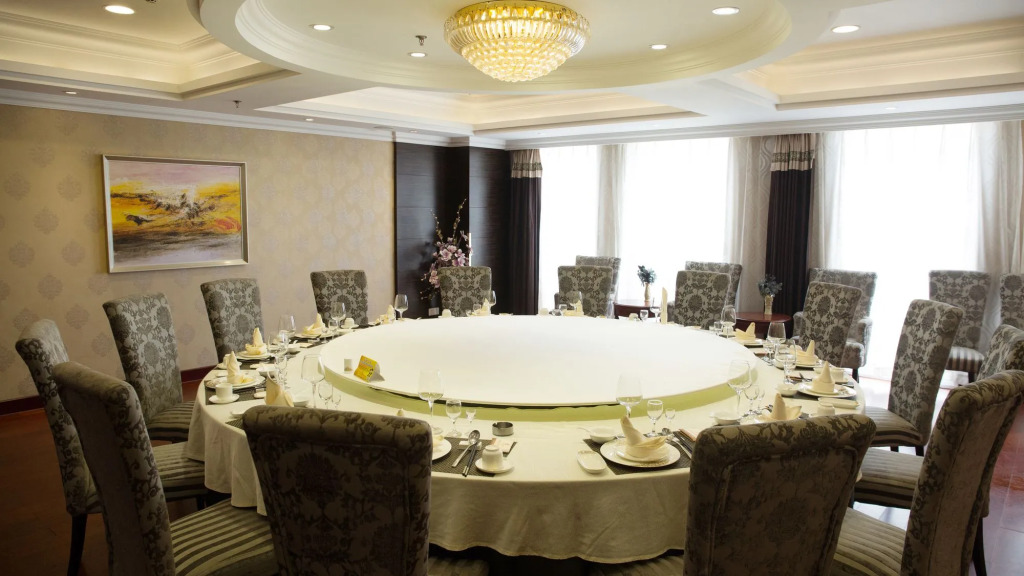 Enrichee Gloria Plaza Hotel Qingdao