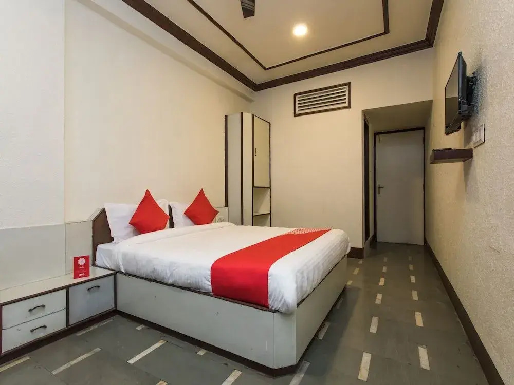 OYO 2760 Hotel Chanakya