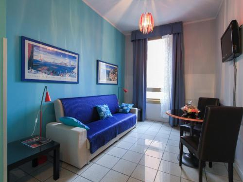 with FREE PARKING - con Parcheggio incluso - The Boheme Navigli - Quiet & comfy vintage Junior Suite
