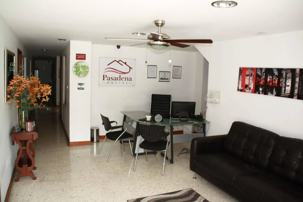 Pasadena Hostel