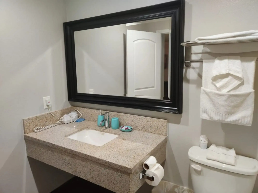 LYFE INN & SUITES by AGA - LAX Airport