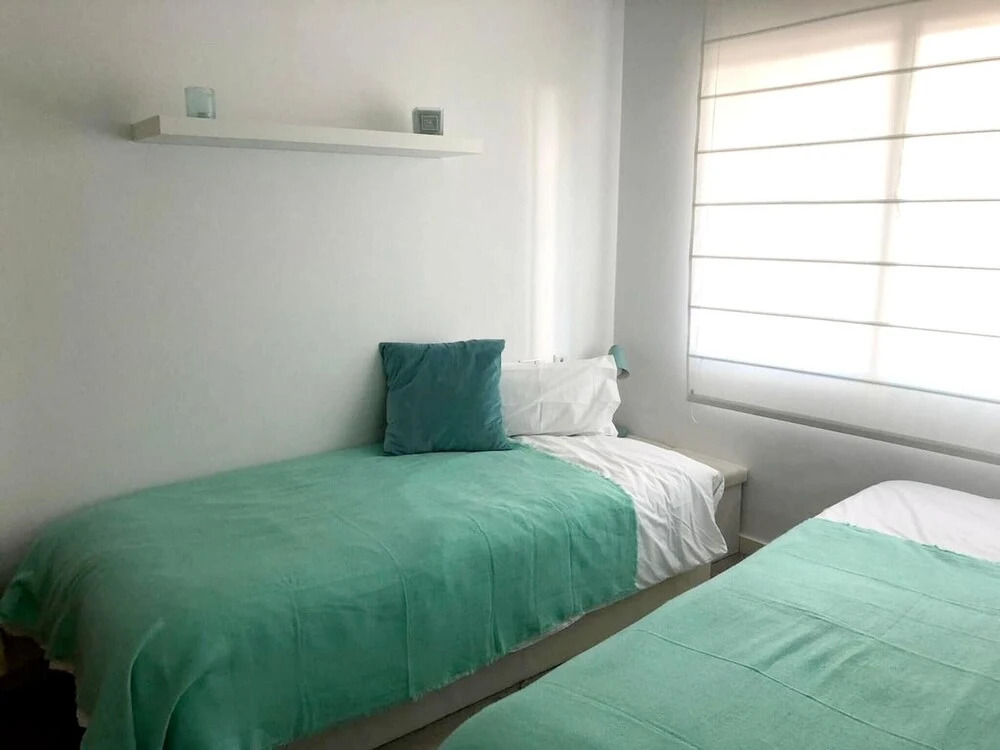 House With 3 Bedrooms in Estepona, With Pool Access, Enclosed Garden and Wifi - 150 m From the Beach