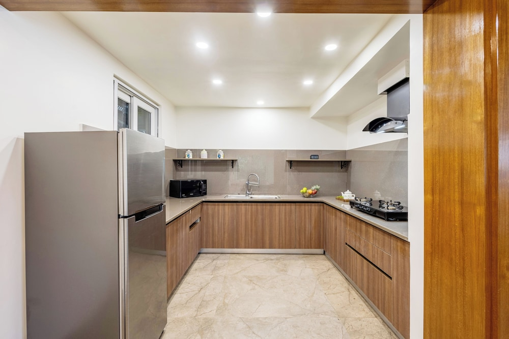 ELIVAAS Antarmann Casa Ember 2BHK