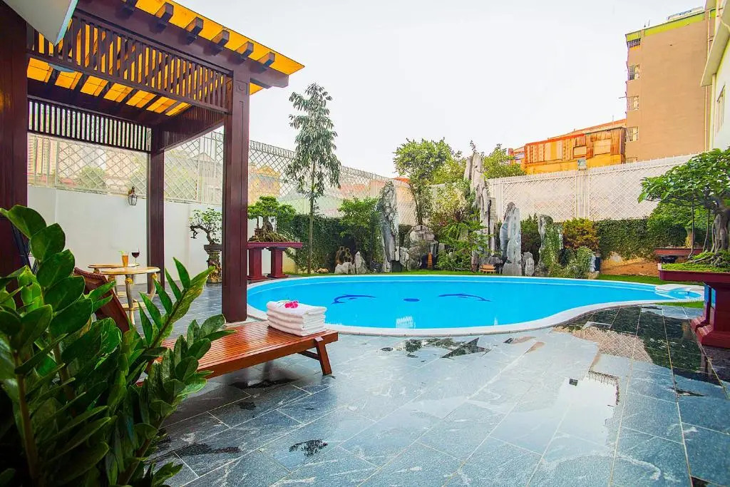 M Village Hotel Long Bien