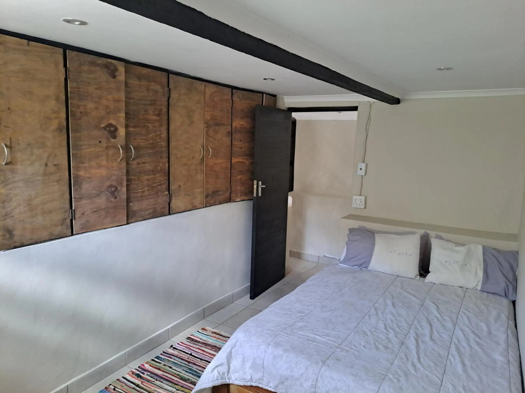African Skys the Limit - Budget, Quiet, Peaceful Self-Catering