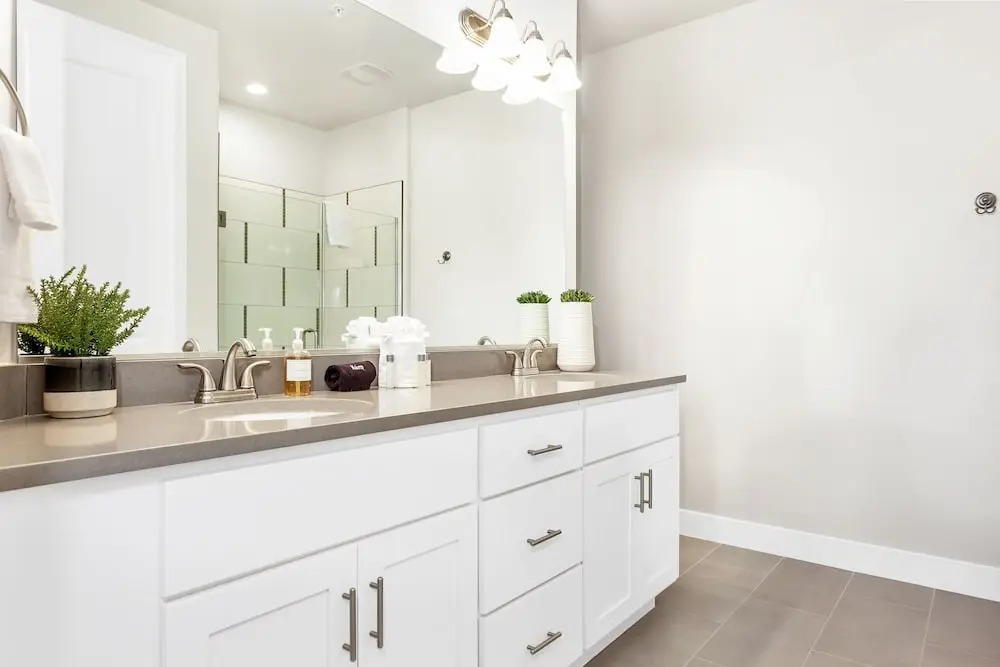 Family Fun Getaway #2339 4 Bedroom Townhouse by Redawning