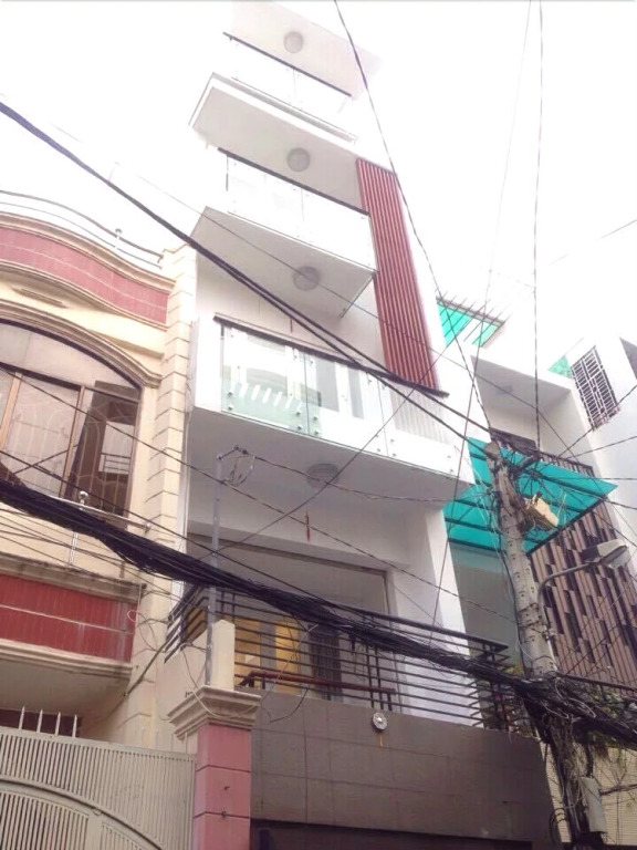 Qhome Saigon - Vo Van Tan