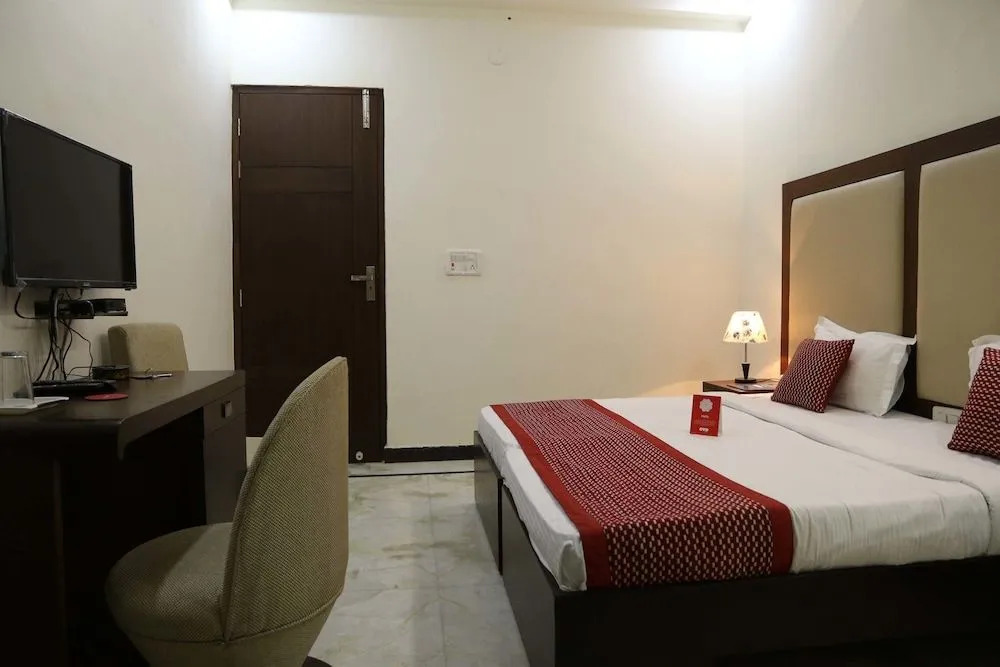 OYO 5334 Hotel Jindal Palace