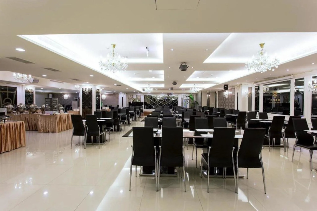 Ever Luck Hotel