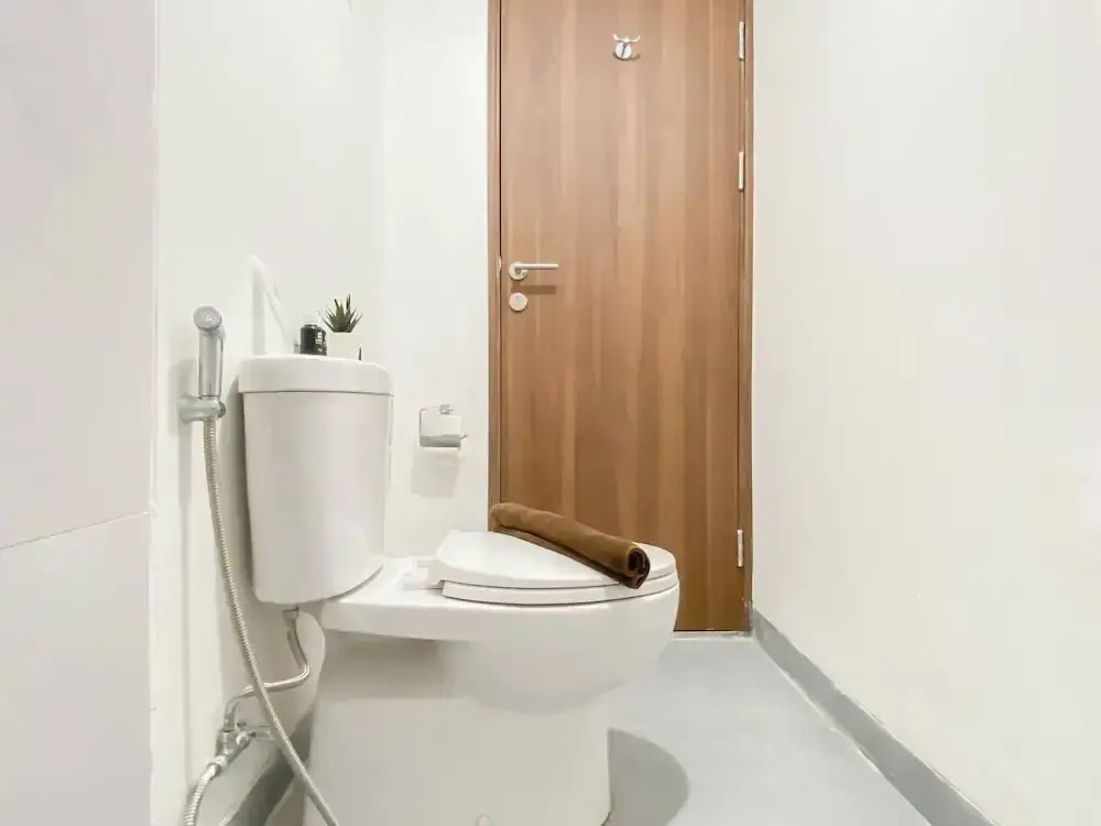 Soft Grey 1Br At Royal Sentul Park Apartment