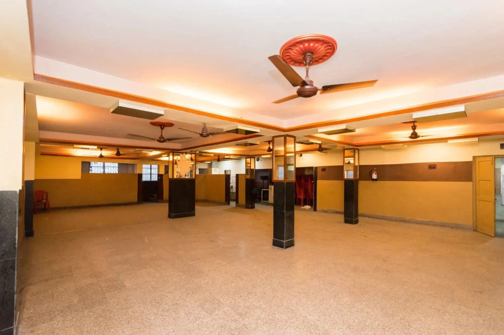 OYO 3436 Home Stay near Airport