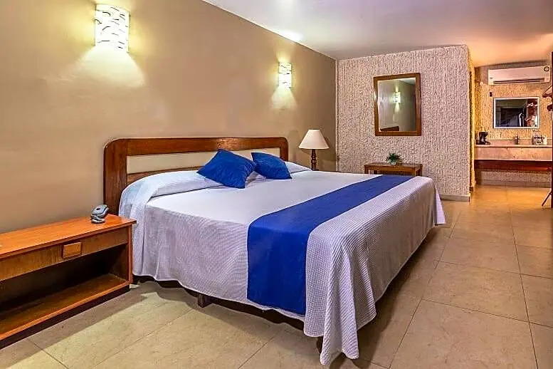 Hotel Plaza Palmas