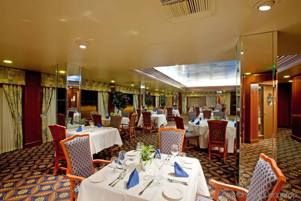 Radisson Hotel Santa Maria