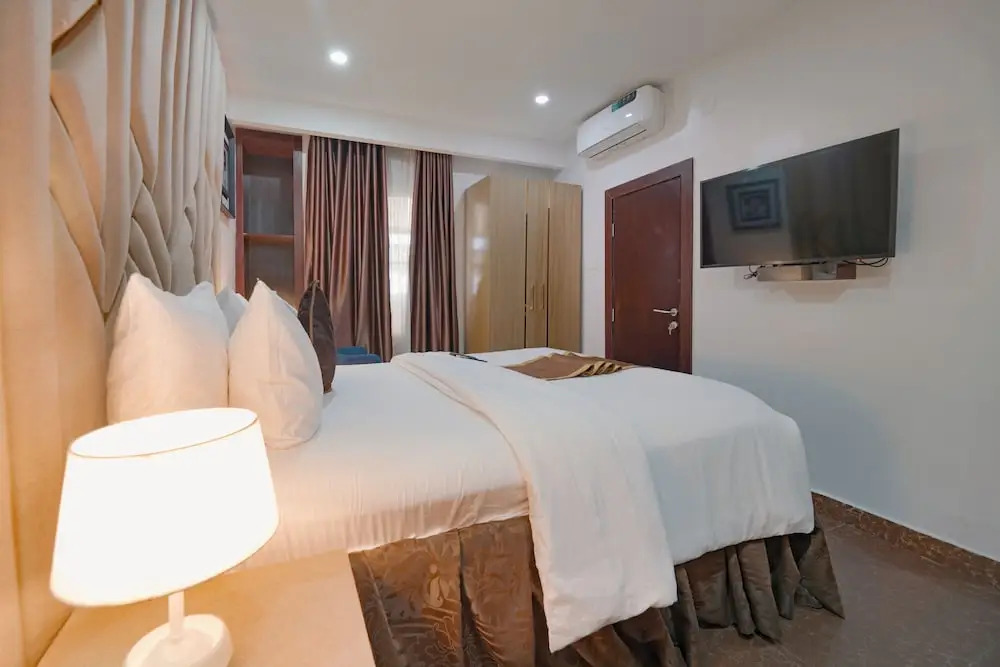 La Regia Airport Hotel