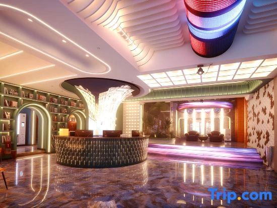 Haocai Muju Hotel (Mudanjiang High-speed Railway Station Beishan Park)