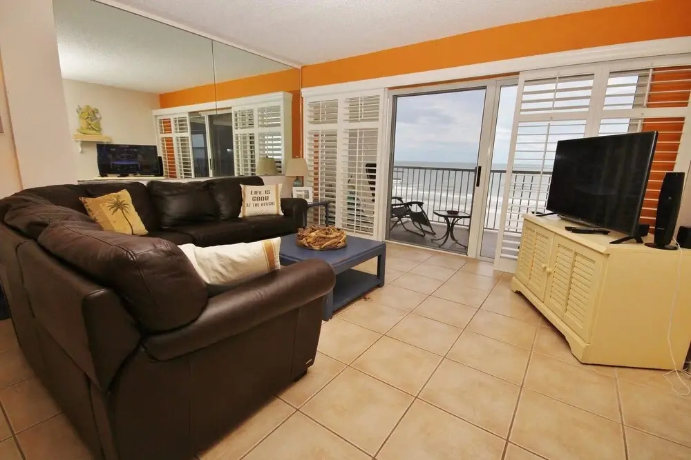 Ponce de Leon Towers 602 Apartment 2